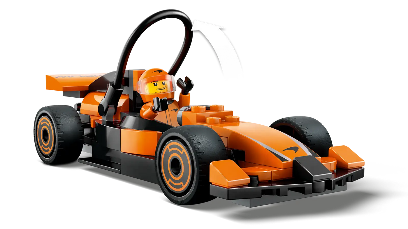 Voiture de course McLaren avec pilote de F1 60442